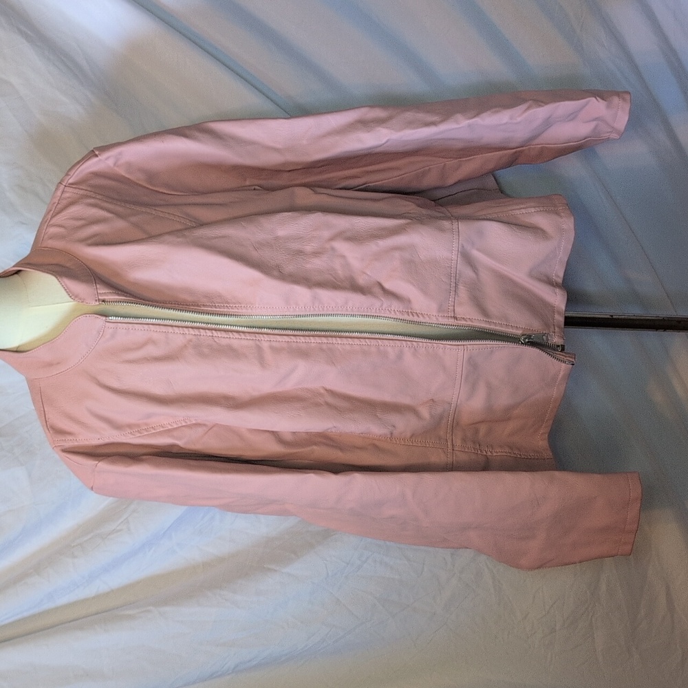 Baccini Women's Soft Pink Leather Jacket